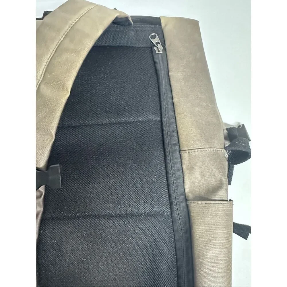 Levi's Men's Valencia Roll Top Backpack Men's Roll Top Backpack Tan Black *Notes